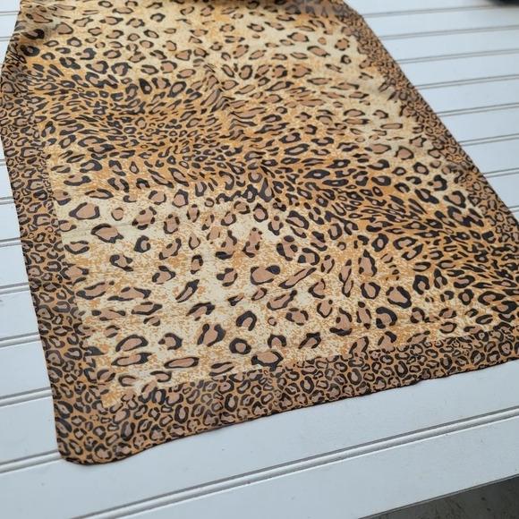 Ladies Sheer Scarf Leopard Cheetah Print Brown Beige Tan - 20" x 60" - Picture 6 of 7